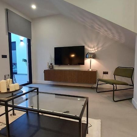 Love Rent4 Malaga Mercedes Bagian luar foto