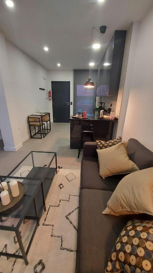 Love Rent4 Malaga Mercedes Bagian luar foto
