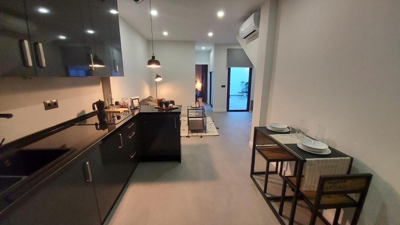 Love Rent4 Malaga Mercedes Bagian luar foto