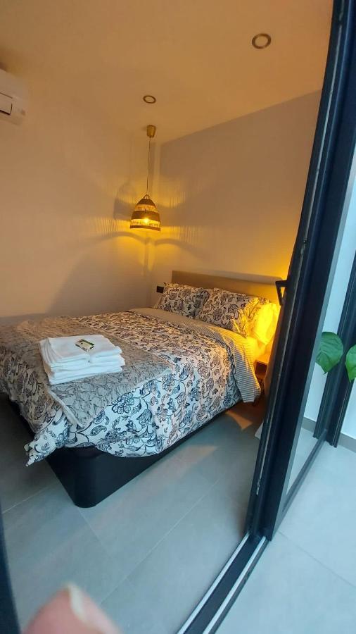 Love Rent4 Malaga Mercedes Bagian luar foto